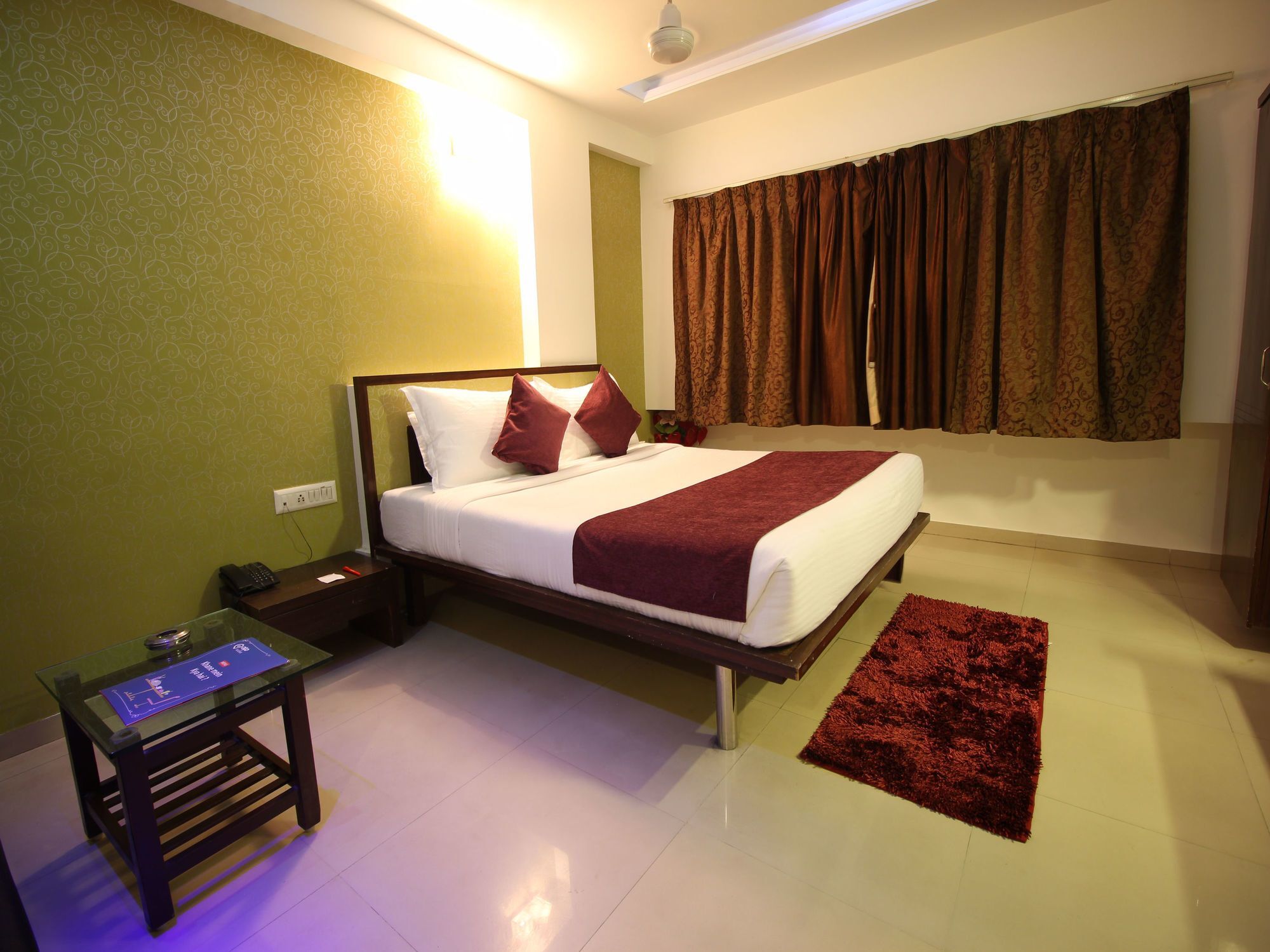 Oyo 2485 Hotel Kalash Inn Ahmedabad Esterno foto